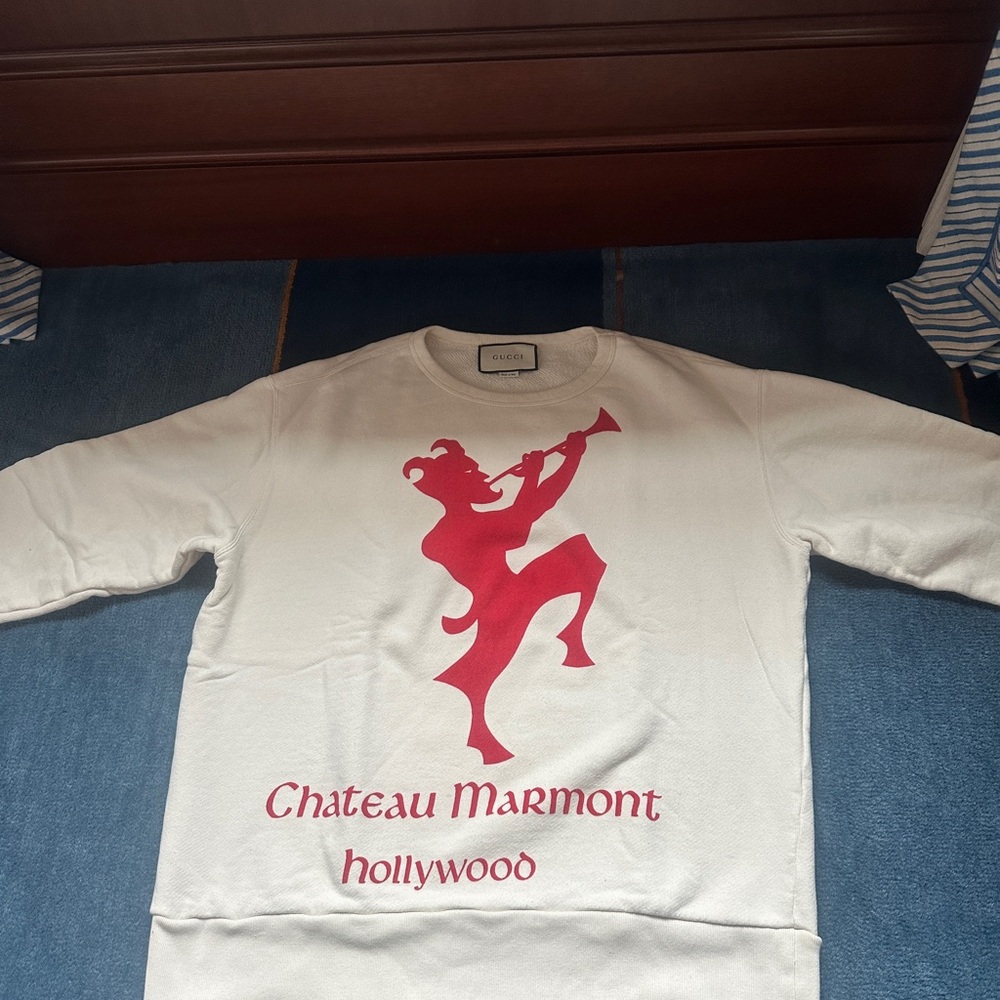 Gucci Cream Sweatshirt with Red Design